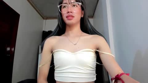 Linda online show from October 22, 4:41 pm