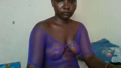 petite_shan online show from February 3, 4:21 am