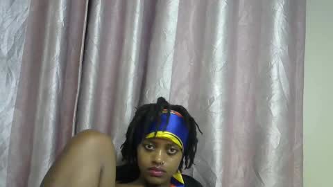 petite_star2 online show from December 14, 8:04 pm