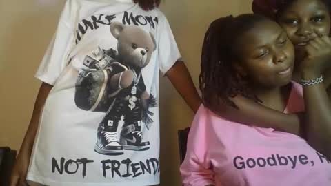 Bad gurl Riri online show from December 5, 7:55 pm