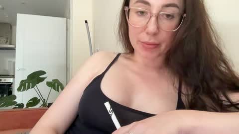Petite Becky online show from June 19, 10:43 am