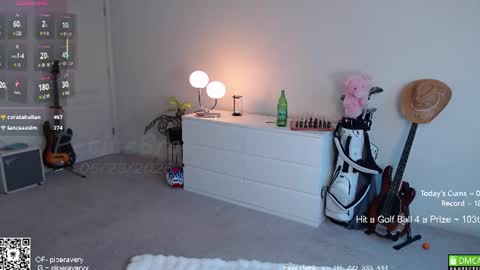 PiperAvery online show from June 23, 10:27 pm