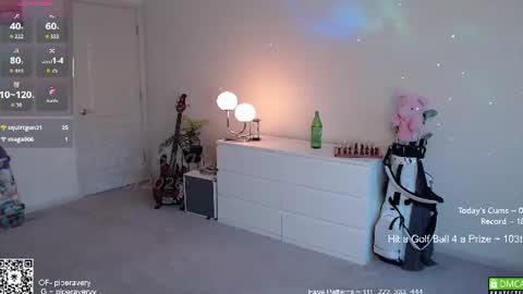 PiperAvery online show from June 11, 12:32 am