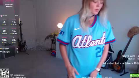 PiperAvery online show from July 8, 7:28 pm
