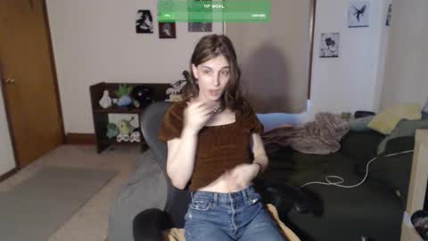 caracal online show from February 19, 4:22 pm