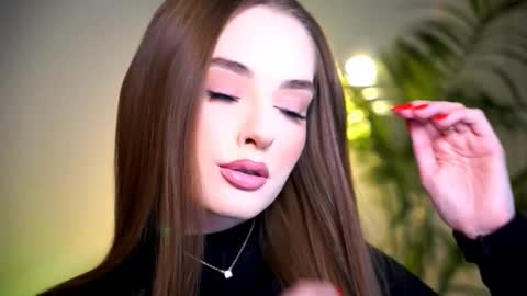 Petitegonwiild online show from October 20, 7:41 pm