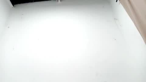 danna online show from November 15, 6:48 am