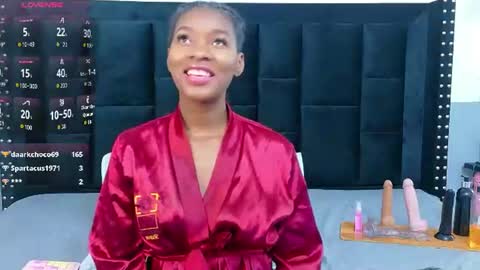 little sharon online show from June 25, 2:08 am