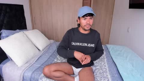 Pettercat online show from April 15, 6:44 pm