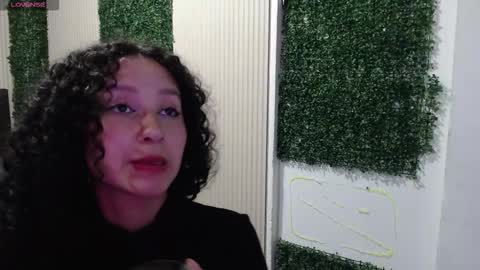 Moon  online show from November 12, 6:10 pm