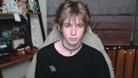 soren online show from April 23, 8:32 pm
