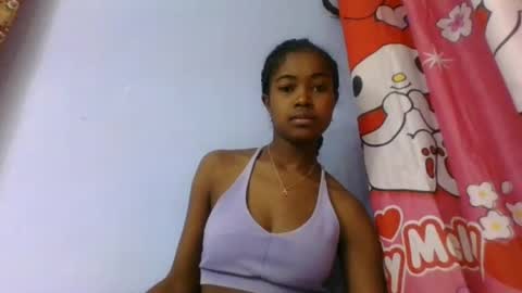 phania185885 online show from July 27, 7:28 am