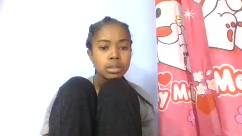 phania185885 online show from July 11, 7:56 am