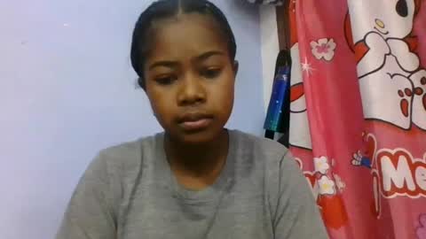 phania185885 online show from June 17, 5:34 am