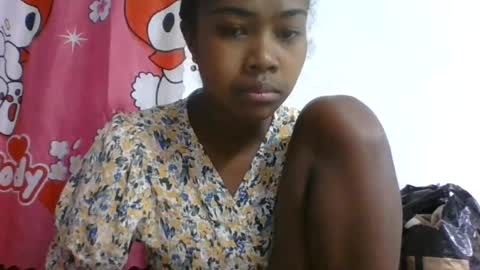 phania185885 online show from June 23, 5:59 am