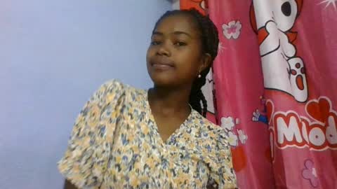 phania185885 online show from July 1, 5:38 am