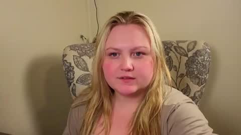 PhatAssBlond online show from June 18, 2:50 am