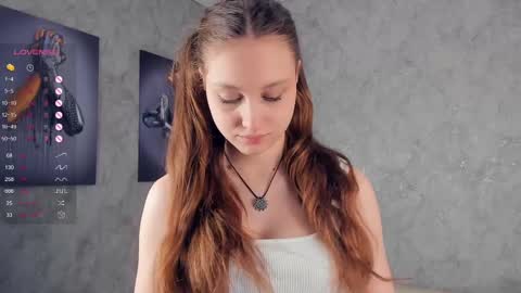 Bella online show from March 3, 2:39 pm