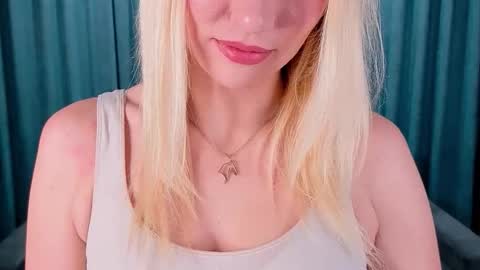 Anna online show from March 16, 4:22 pm