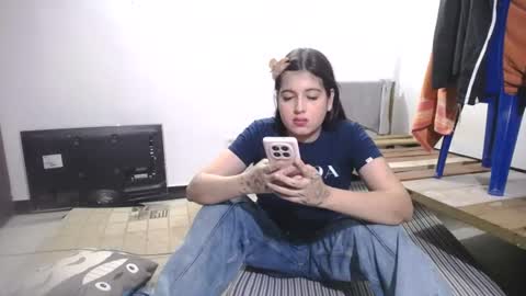 izzy online show from August 2, 2:24 am