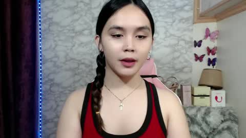 Ms Pia online show from July 2, 10:15 pm