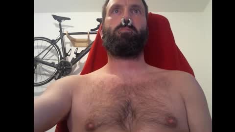 piercingdong online show from October 7, 4:25 pm