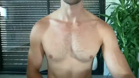 pierre81000 online show from August 4, 12:12 pm