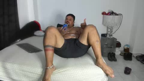 pikoro_gomez online show from May 5, 12:39 am