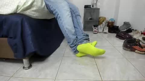 pikoro_gomez online show from March 9, 11:42 pm