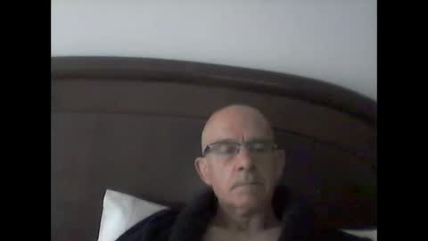 pikuz47 online show from March 18, 7:47 am