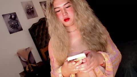 Ivy Morningstar online show from July 18, 2:46 am