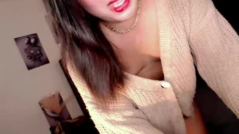 Ivy Morningstar online show from July 20, 3:09 am