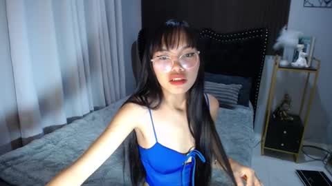 Snapshot of pinay_slutx chatting on March 7, 12:12 pm dee online show from March 7, 12:12 pm