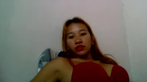 Snapshot of pinaybeauty_25 chatting on March 9, 9:02 am im jane online show from March 9, 9:02 am