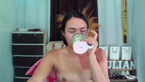 jilian  online show from November 5, 1:07 am