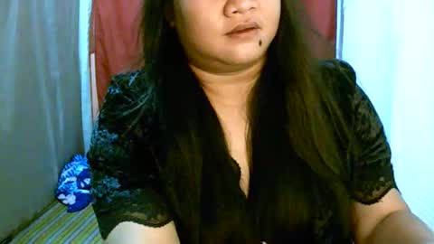 pinayjona online show from April 24, 12:40 pm