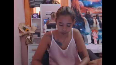 pinaymorena_renelda online show from April 26, 1:14 am