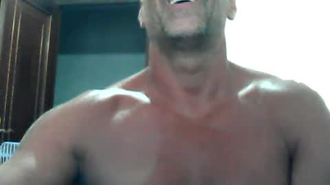 pineironietotomas3 online show from June 17, 9:09 pm