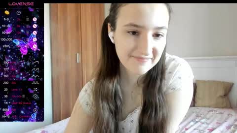 pingviluly online show from October 25, 6:35 am