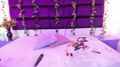 Pink Lovee  online show from July 23, 1:09 pm