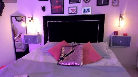 PINKK online show from June 30, 1:21 pm