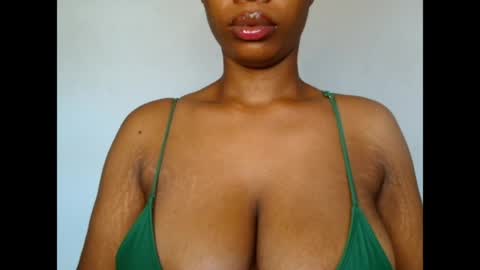 pinkxsugar online show from April 22, 2:35 pm