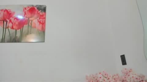 pinky_f00x online show from July 8, 10:13 pm