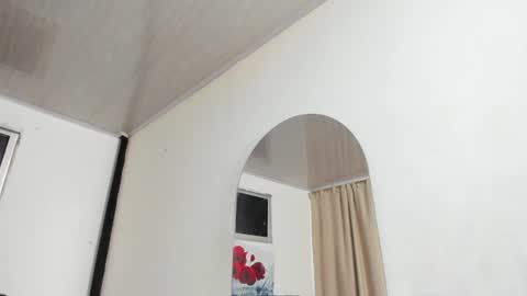 pinky_f00x online show from June 24, 7:43 pm