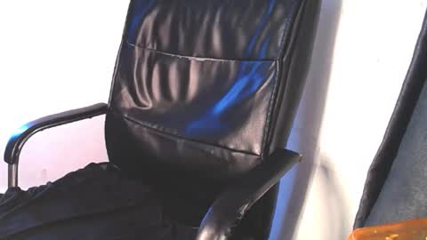 Arena online show from October 12, 1:15 pm