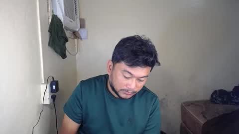 pinoy041087 online show from February 12, 2:37 am