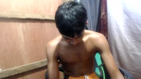 pinoy_cuteboy69 online show from June 20, 4:07 am
