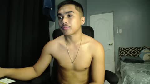 Adrianne online show from November 18, 2:25 am