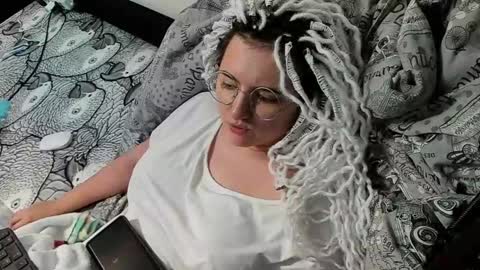 Eugenia online show from February 3, 6:02 am