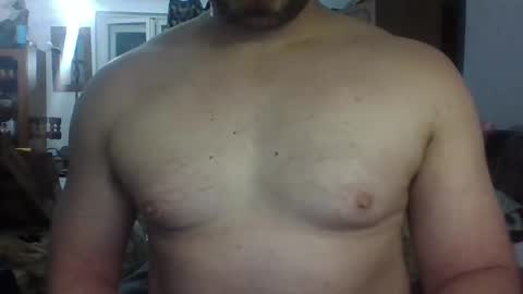 Snapshot of pistabaaaa chatting on January 15, 1:34 am pistabaaaa online show from January 15, 1:34 am